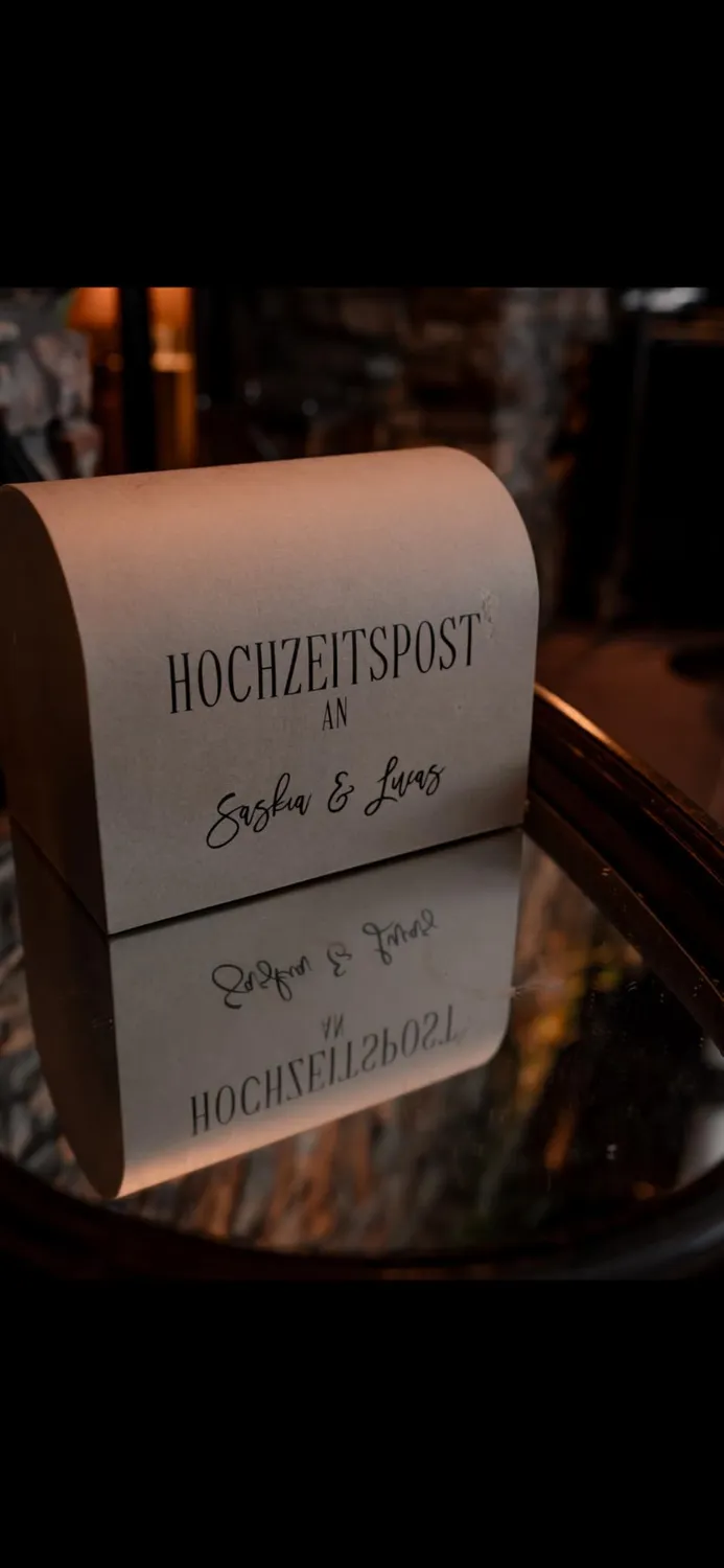 Décopatch EV003O Briefkasten Herzen 2er-Set Pappmaché
