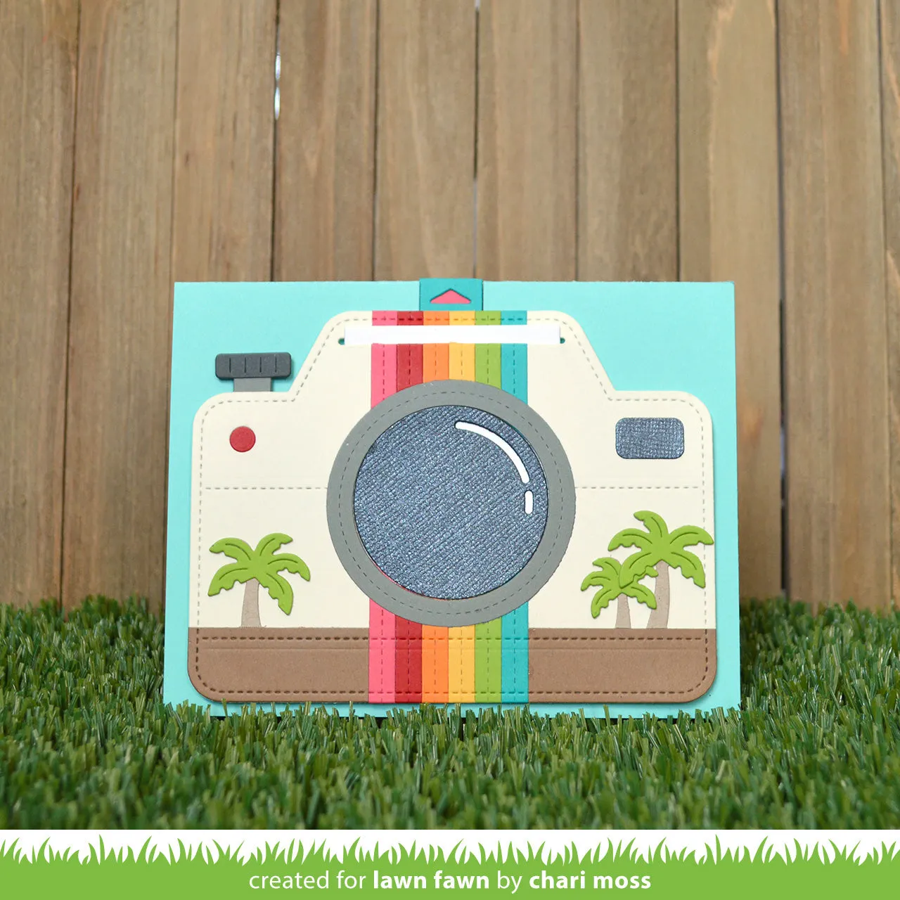 Lawn Fawn Magic Iris Camera Pull-Tab Stanzen Add-On
