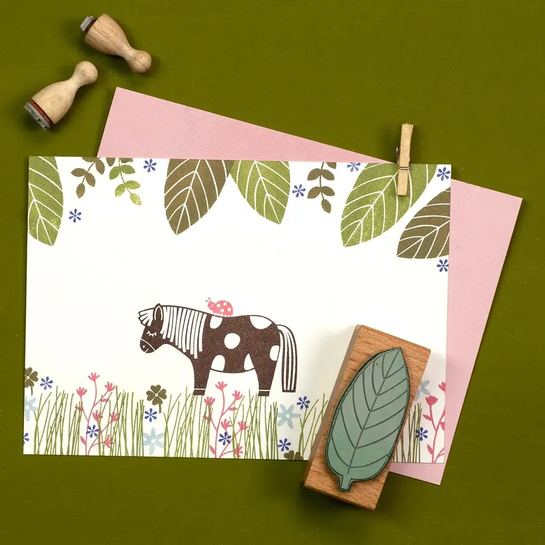 Perlenfischer Pony Stempel 32x57 mm Pferd Holz