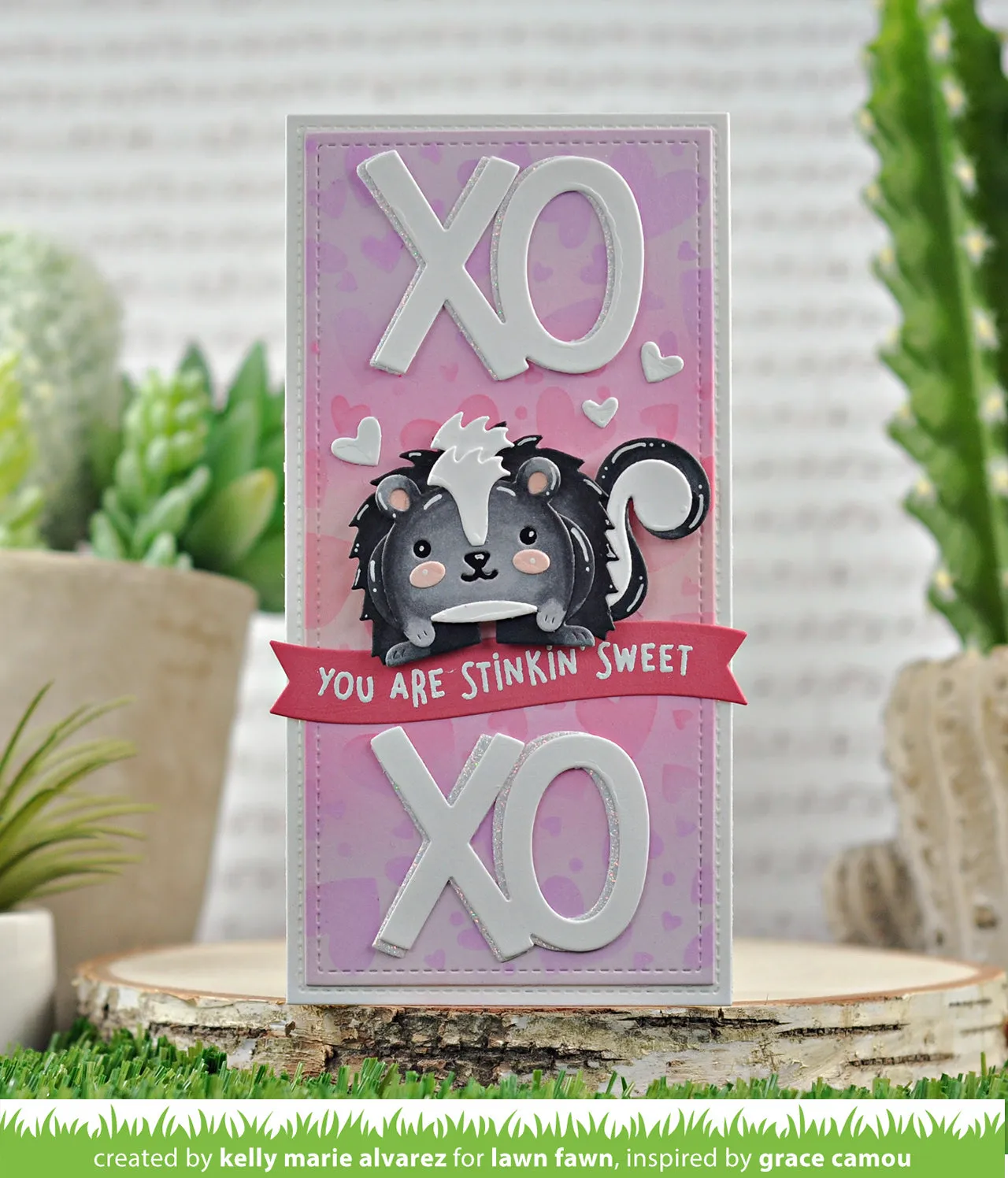 Lawn Fawn Lawn Cuts Tiny Gift Box Skunk Add-On Stanze Stinktier