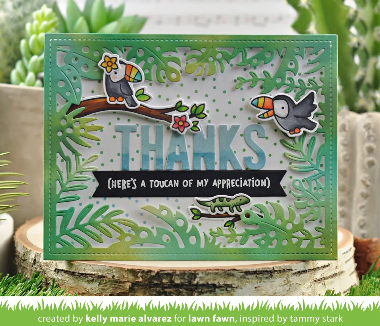 Lawn Fawn Lawn Cuts Tropical Leaves Backdrop Stanzschablone