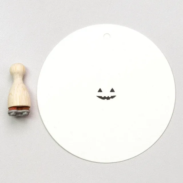 Perlenfischer Grin Ministempel Gesicht 7 x 11 mm