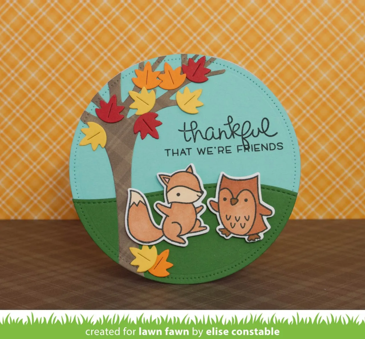 Lawn Fawn Leafy Tree Backdrop Stanzschablone Baum Hochformat