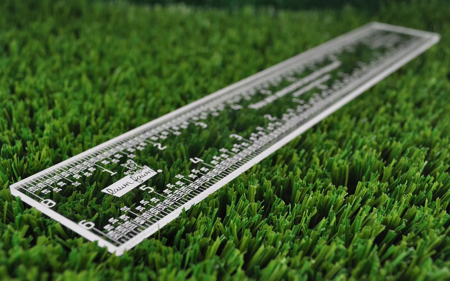 Lawn Fawn 12 Clear Lineal Acryl transparent 30 cm