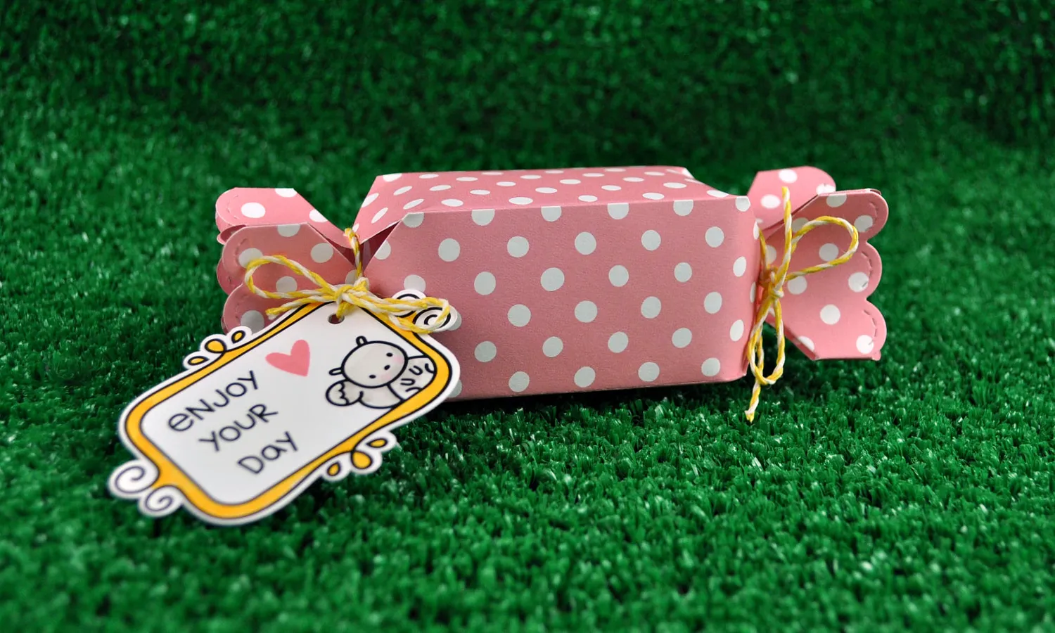 Lawn Fawn Candy Box LF857 Stanzschablone Box 14,6x8,6cm