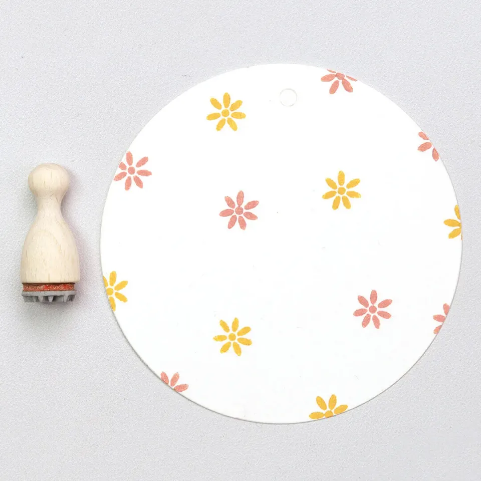 Perlenfischer Gänseblümchen Stempel 8x9 mm Minimotiv