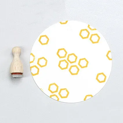 Perlenfischer Honigwabe Stempel 9x8 mm Buche