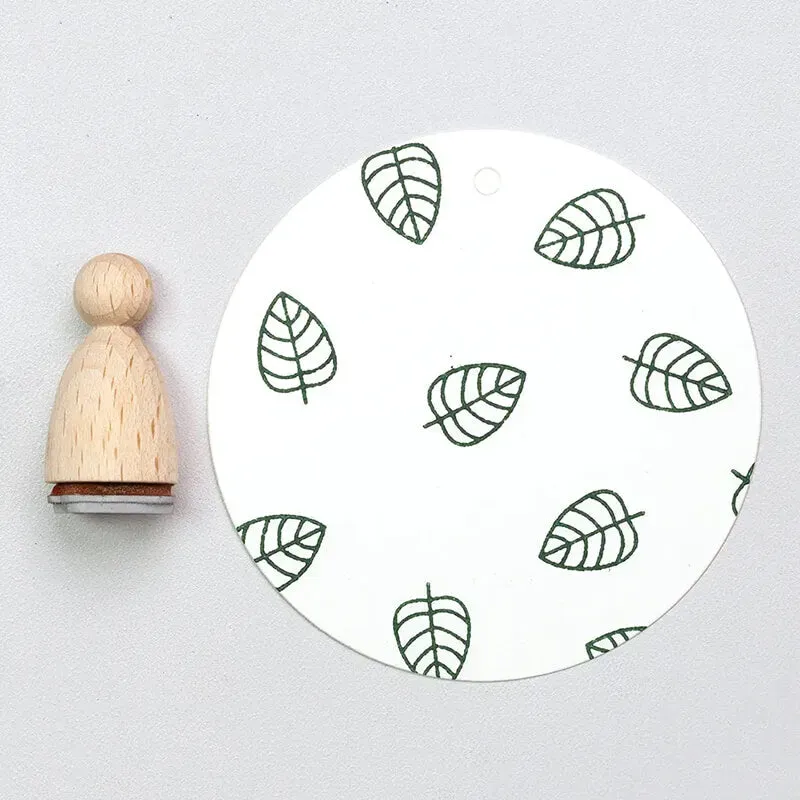 Perlenfischer Blatt outline klein Stempel 15x10mm