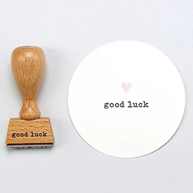 Perlenfischer Good Luck Stempel Schriftzug 5 x 28 mm