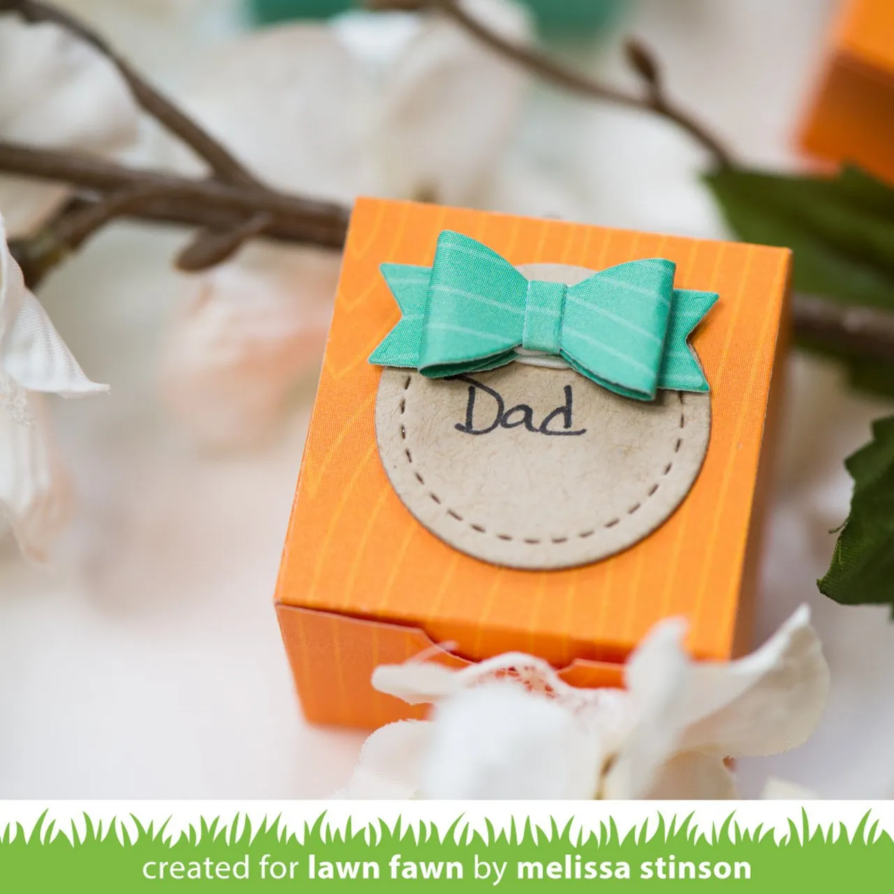 Lawn Fawn Tiny Gift Box Stanzschablonen 8-teilig mit Schleife
