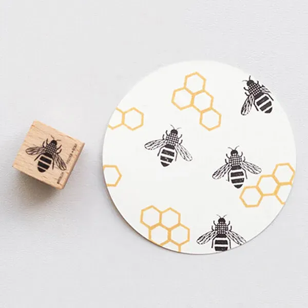 Perlenfischer Bee Stempel Holz 16x19 mm Biene