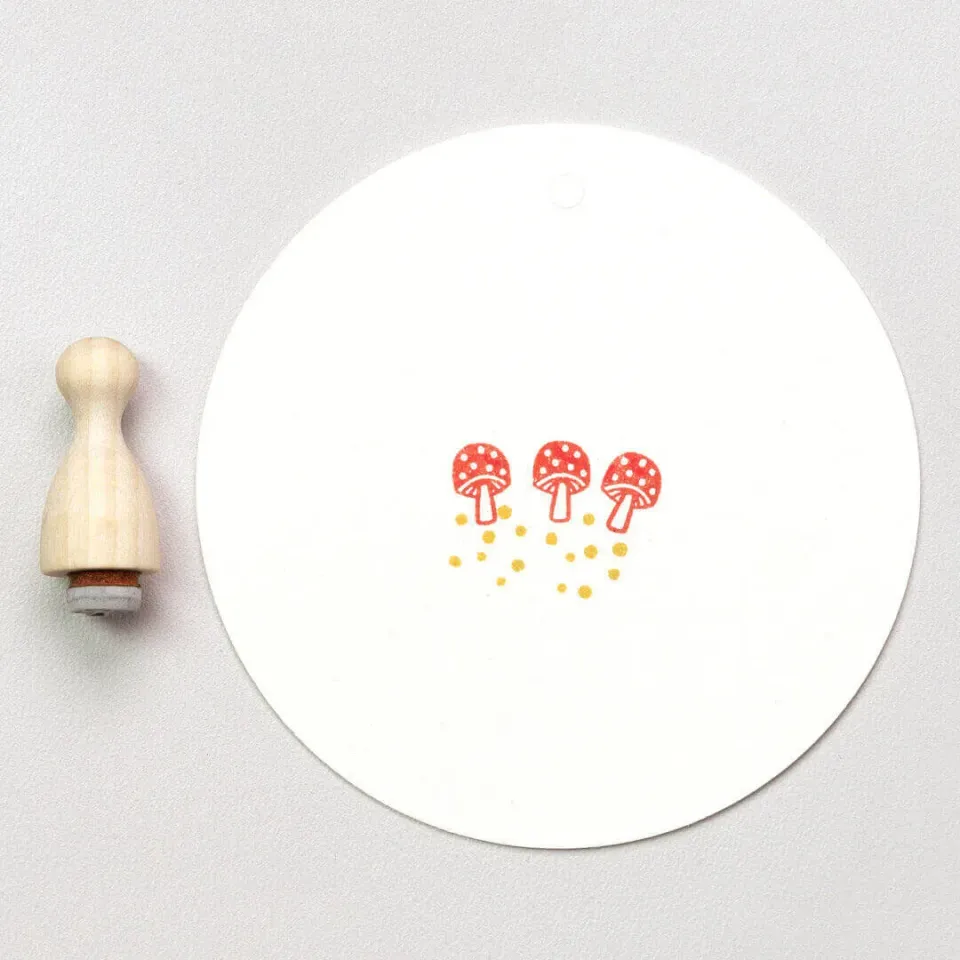 Perlenfischer Toadstool Mini Stempel 8x7 mm Buche