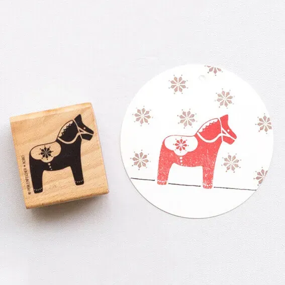 Perlenfischer Dala Horse Stempel 37x37 mm Holz