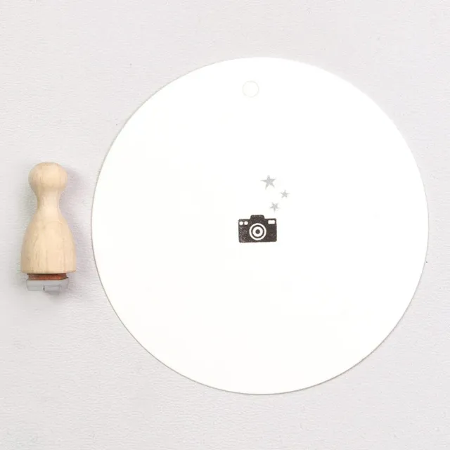 Perlenfischer Kamera mini Stempel Holzkegel 9x6 mm Foto
