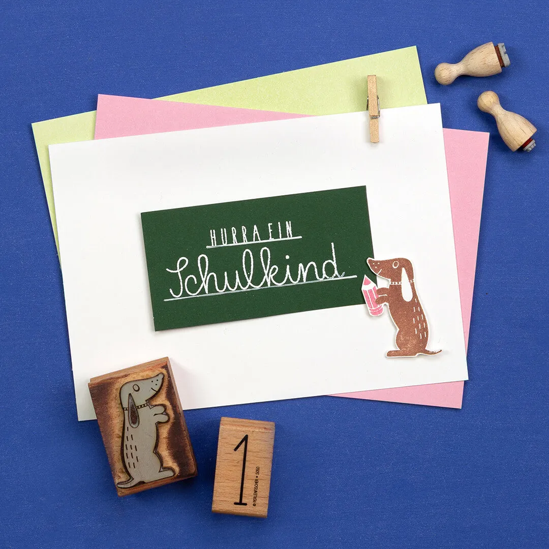 Perlenfischer Dackel sitzend Stempel 26x37 mm Buchenholz