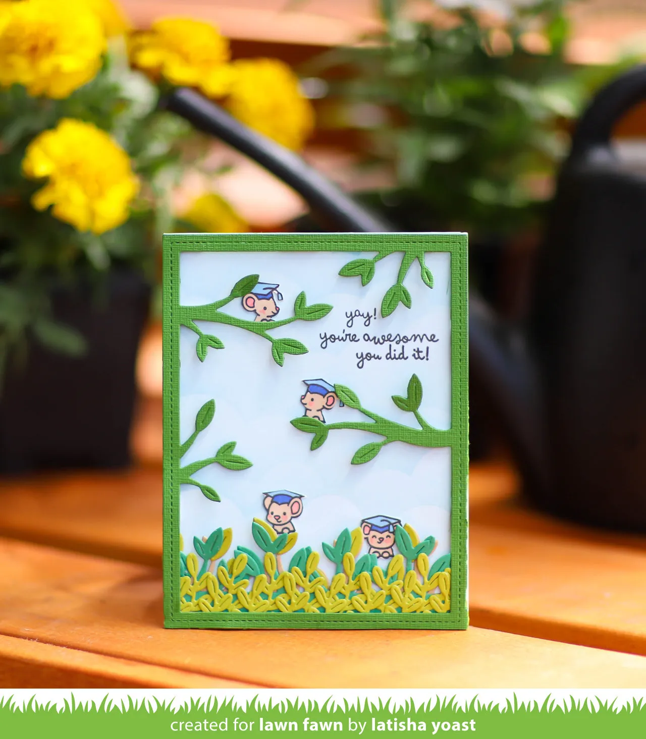 Lawn Fawn Leafy Border Stanzschablone Blätterbordüre
